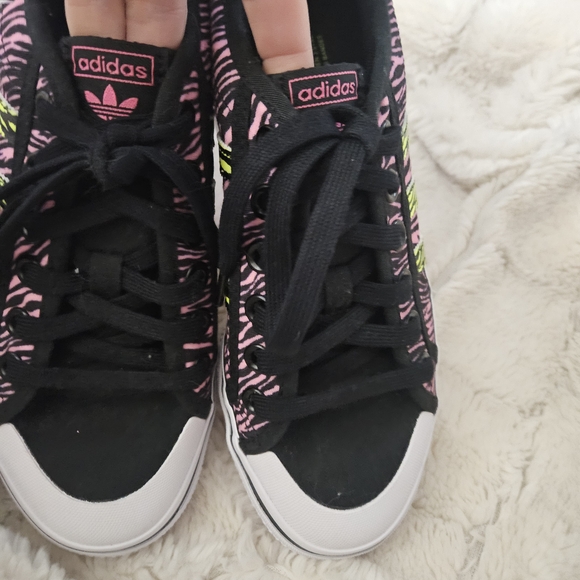 Adidas Nizza Platform Women's Zebra Pattern Sneakers - Black, Pink, Yellow - Picture 10 of 11